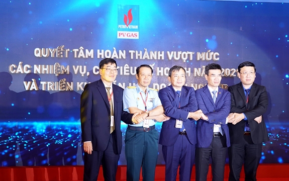 Cam kết thi đua hoàn thành xuất sắc nhiệm vụ 2021.